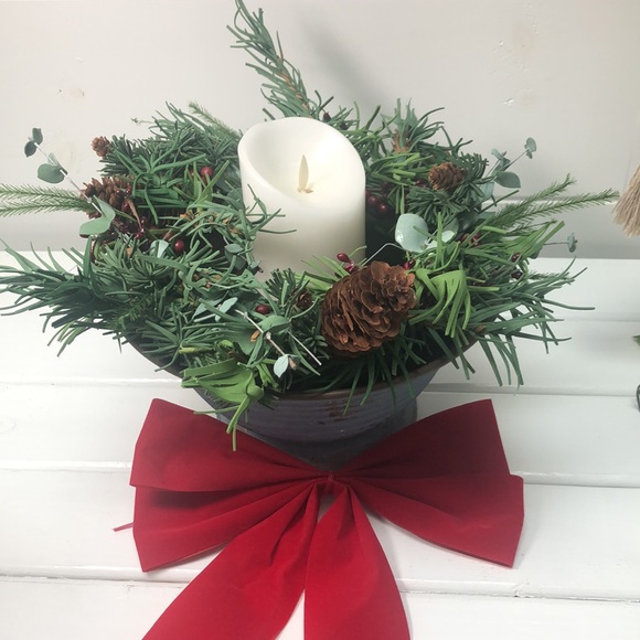 Harbor Gardens (Blue) lg. Farmhouse Bowl - Picture 2 of 11